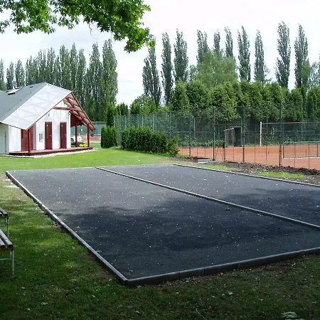 Отель Sportovni Centrum Нимбурк